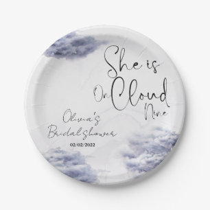 Assiettes En Carton Elle est sur le nuage neuf