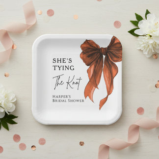 Assiettes En Carton Elle Noue Le Nœud Orange Fête de Mariée