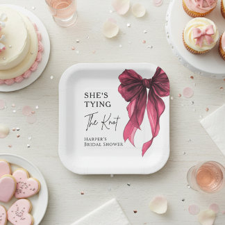 Assiettes En Carton Elle Noue Le Nœud Rouge Fête de Mariage