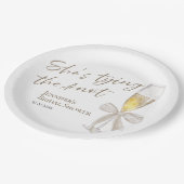 Assiettes En Carton Elle noue ses lacets | Réception de mariage au rub (Angle)