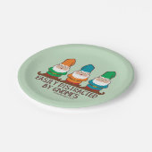 Assiettes En Carton Facilement distrait par des gnomes (Angle)