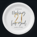 Assiettes En Carton Faire paraître 21 belles pièces d'or fête d'annive<br><div class="desc">Faire paraître 21 à l'effet doré de la fête d'anniversaire plaques papier. Design graphique moderne.</div>