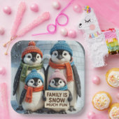 Assiettes En Carton Famille De Pingouins Dans Les Snowflakes (Fête)