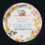 Assiettes En Carton Ferme Barnyard Animal Anniversaire<br><div class="desc">A bas sur la collection de la ferme Baa,  Moo,  Cluck et Oink à heureux Anniversaire pour vous! ! Personnalisé avec le nom Caractéristiques de tous les amis Barnyard Vache,  cheval,  mouton,  Le chien de ferme,  coq,  vache,  et petits poussins</div>
