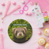 Assiettes En Carton Ferret Brown dans l'herbe Joyeux anniversaire (Fête)