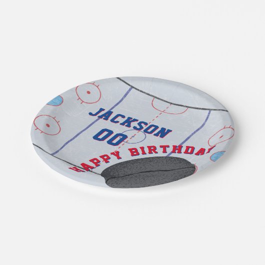 Assiettes En Carton Fête d'anniversaire de hockey sur glace (Angle)