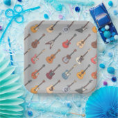 Assiettes En Carton Fête d'anniversaire de la guitare (Fête)