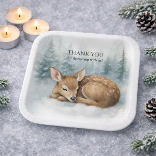 Assiettes En Carton Fête de bébé cerf endormi en forêt hivernale