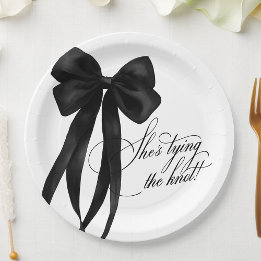 Assiettes En Carton Fête de mariage avec un nœud noir Elle fait le nœu