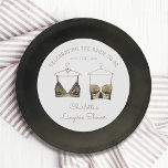 Assiettes En Carton Fête des mariées de lingerie en dentelle noire<br><div class="desc">Black Chic Lace Aquarelle Lingerie Fête des mariées Papier Plaques Vaisselle dispose d'élégants soutiens-gorge en dentelle noire avec votre soirée de lingerie personnalisée, la fête de culotte ou la douche nuptiale dans un script élégant. Personnalisez en modifiant le texte dans les zones de texte fournies. Créé par ©Evco Studio www.zazzle.com/store/evcostudio...</div>