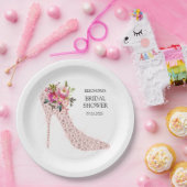 Assiettes En Carton Fête des mariées de talons hauts roses (Fête)