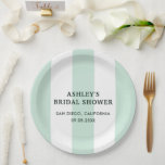 Assiettes En Carton Fête des mariées verte de la mer de Cabana<br><div class="desc">Les rayures de cabane audacieuses font un arrière - plan délicieux pour vos plateaux de douche nuptiale. Vous pouvez customiser la couleur et tout le texte.</div>