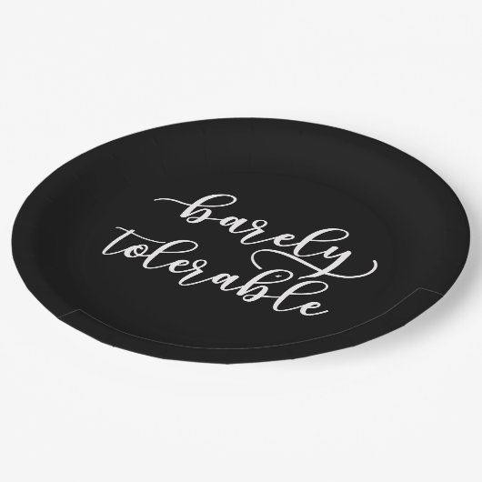 Assiettes En Carton Fierté Et Préjudice - À Peine Tolérable I (Angle)