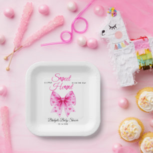 Assiettes En Carton Fille de la Saint-Valentin avec un nœud rose bébé 