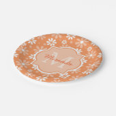 Assiettes En Carton Fille Monogramme mignon Orange Daisy Fleurs et nom (Angle)
