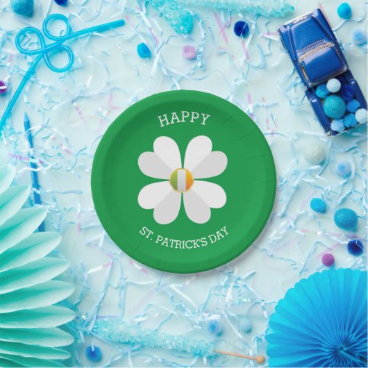 Assiettes En Carton Fleur Blanche Avec Drapeau Irlandais - Saint Patri