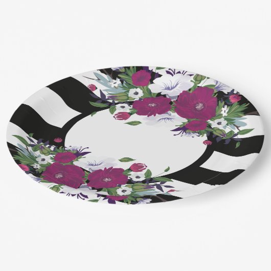 Assiettes En Carton Fleurs Florales Violettes Noires Et Blanches (Angle)