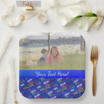 Assiettes En Carton Fun 60ème anniversaire fête Monogramme personnalis<br><div class="desc">Typographie unique et spéciale thème 60e anniversaire décoration et cadeaux de fête. Le texte comprend féroce et fab à 60. fabuleux à 60, fête extraordinaire de 60ème anniversaire, extra spécial 60ème anniversaire, heureux 60ème anniversaire, rocking 60ème anniversaire, beau à 60, et extraordinaire 60ème anniversaire. Texte coloré clair en jaune, rose,...</div>
