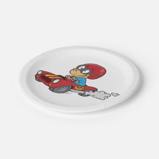 Assiettes En Carton Garçon conduisant voiture rouge course (Angle)