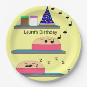 Assiettes En Carton Gâteaux d'anniversaire en attente d'être congelés (Devant)