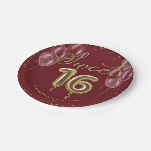 Assiettes En Carton Gold Foil Sweet 16 Ballons d'anniversaire Burgundy (Angle)