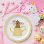 Assiettes En Carton Goldendoodle Dans L'Arrosage Can Jaune (Fête)