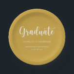 Assiettes En Carton Graduation Party Décontracté Script simple<br><div class="desc">Ces plaques de papier graduation sont dotées d'une police de script décontracté simple. Customisez le texte avec le nom du diplômé,  l'école et l'année. Visitez ma collection de diplômes pour voir toutes les options de coordination et les options de couleur. #graduationpartfournitures #classe de</div>