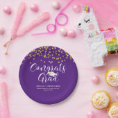 Assiettes En Carton Graduation Purple CONGRATS GRAD Script Confetti (Fête)