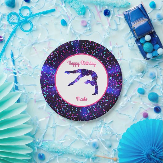 Assiettes En Carton Gymnastique "Joyeux Anniversaire" Coeurs de source (Fête)