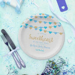 Assiettes En Carton Hanging Love Hearts Petit Baby shower amoureux<br><div class="desc">Célébrez dans le style avec ces assiettes en papier baby shower amusantes et modernes. Le design est facile à personnaliser avec votre propre libellé et votre famille et vos amis seront ravis de voir ces fabuleuses plaques en papier. Des éléments de partie correspondants se trouvent dans la collection.</div>