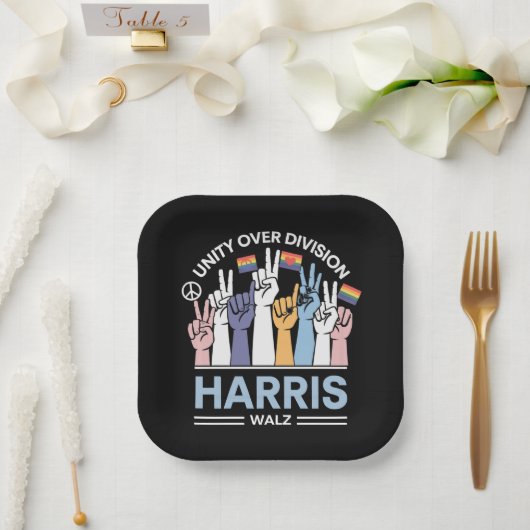 Assiettes En Carton Harris Walz Waltz 2024 Unité sur division (Mariage)
