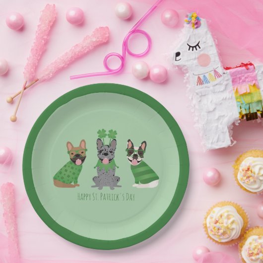 Assiettes En Carton Heureux Bulldogs français en Jour de la Saint Patr (Fête)