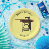 Assiettes En Carton Illustration de la machine à coudre (Fête)