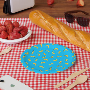 Assiettes En Carton Illustration de Macaroni au Fromage
