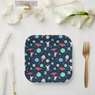 Assiettes En Carton Illustration du Motif spatial