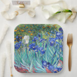 Assiettes En Carton Irises Vincent van Gogh<br><div class="desc">Irises (1889) Vincent van Gogh. Un beau paysage estival. Les iris bleus fleurissent dans un lit fleuri dans un jardin verdoyant. Reproduction d'oeuvres d'art célèbres dans le domaine public.</div>