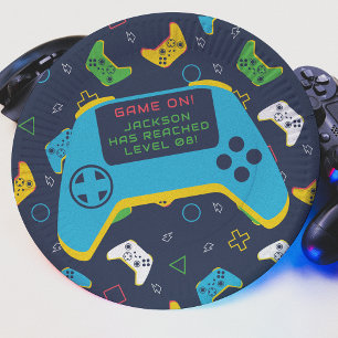 Assiettes En Carton Jeu activé et niveau supérieur pour l'anniversaire