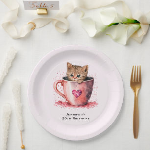 Assiettes En Carton Joli chaton dans une tasse de thé avec des coeurs 