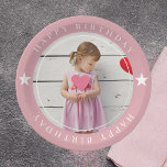 Assiettes En Carton Joyeux Anniversaire Avec Photo<br><div class="desc">Célébrez votre journée spéciale avec style grâce à nos assiettes personnalisables "Joyeux anniversaire avec photo" ! Ces assiettes sont parfaites pour ajouter une touche personnelle à votre fête d'anniversaire. Téléchargez simplement votre photo préférée, et nous créerons un design unique et mémorable pour vous. Fabriqués avec du papier robuste et de...</div>