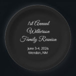 Assiettes En Carton Joyeux retrouvailles familiales Noir<br><div class="desc">Les réunions de famille sont des événements vraiment spéciaux. Cette assiette est conçue pour cela. Modifiez le style des lettres. Modifiez la couleur de l'assiette. Vous pouvez décider. Personnalisable . Par Sharon Lee Hudson.</div>