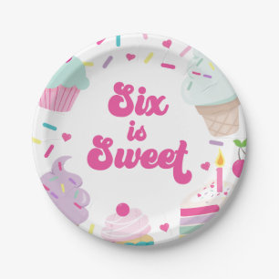 Assiettes En Carton La glace et le gâteau Six est un sixième anniversa