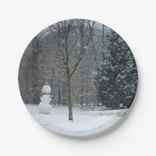 Assiettes En Carton La scène de neige hivernale du voisin