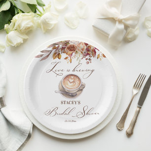 Assiettes En Carton L'amour brasse le café tombent la douche nuptiale