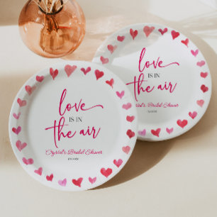 Assiettes En Carton L'amour est dans l'air Cœur Rouge Rose Enterrement