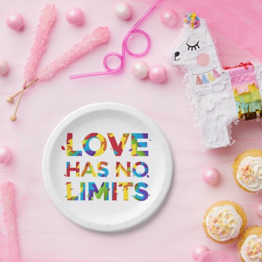 Assiettes En Carton L'amour n'a pas de limites (Fête)