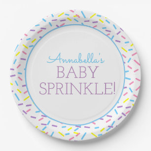 Assiettes En Carton Le bébé arrosent la plaque à papier avec le