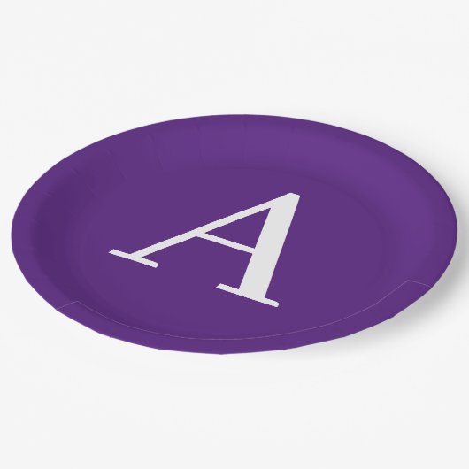 Assiettes En Carton Lettre initiale Monogramme Style moderne violet (Angle)