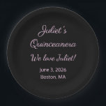 Assiettes En Carton Lettres d'amour : Quinceanera noire et rose<br><div class="desc">Une quinceanera ne se contente pas de célébrer 1 anniversaire spécifique,  spécial. Une quinceanera célèbre l'amour que les gens ont pour celui qui est honoré,  ce jour spécial. Personnalisable . Par Sharon Lee Hudson.</div>