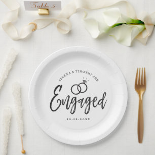Assiettes En Carton Lettres de script de la partie d'engagement  