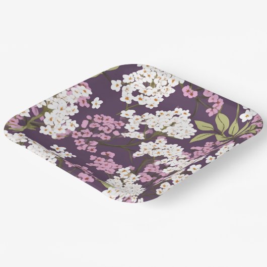 Assiettes En Carton Lilacs Sur Violet (Angulaire)